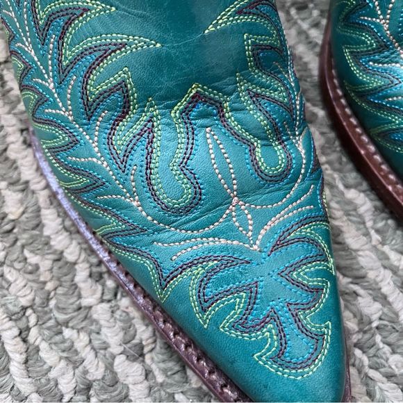 Charlie 1 Horse Teal slip on mules size 6B - Picture 2 of 10